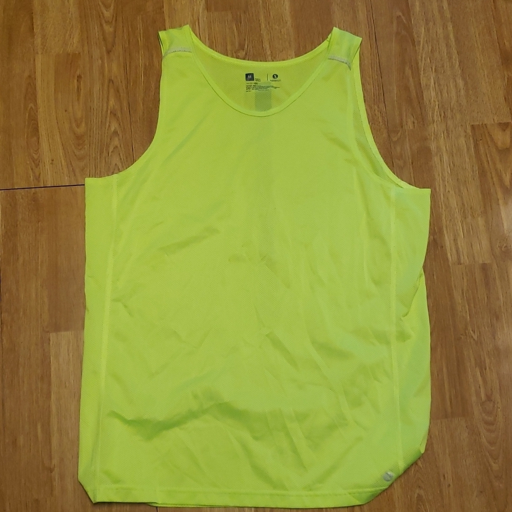 Xersion fluorescent green running tank size medium